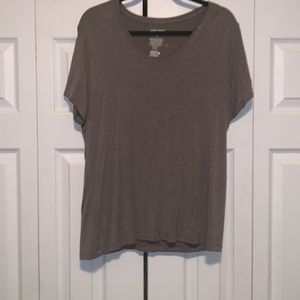 Womens XL Nine West v-neck shirt